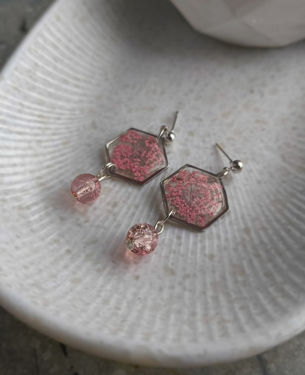 Anne Lace earrings (pink)