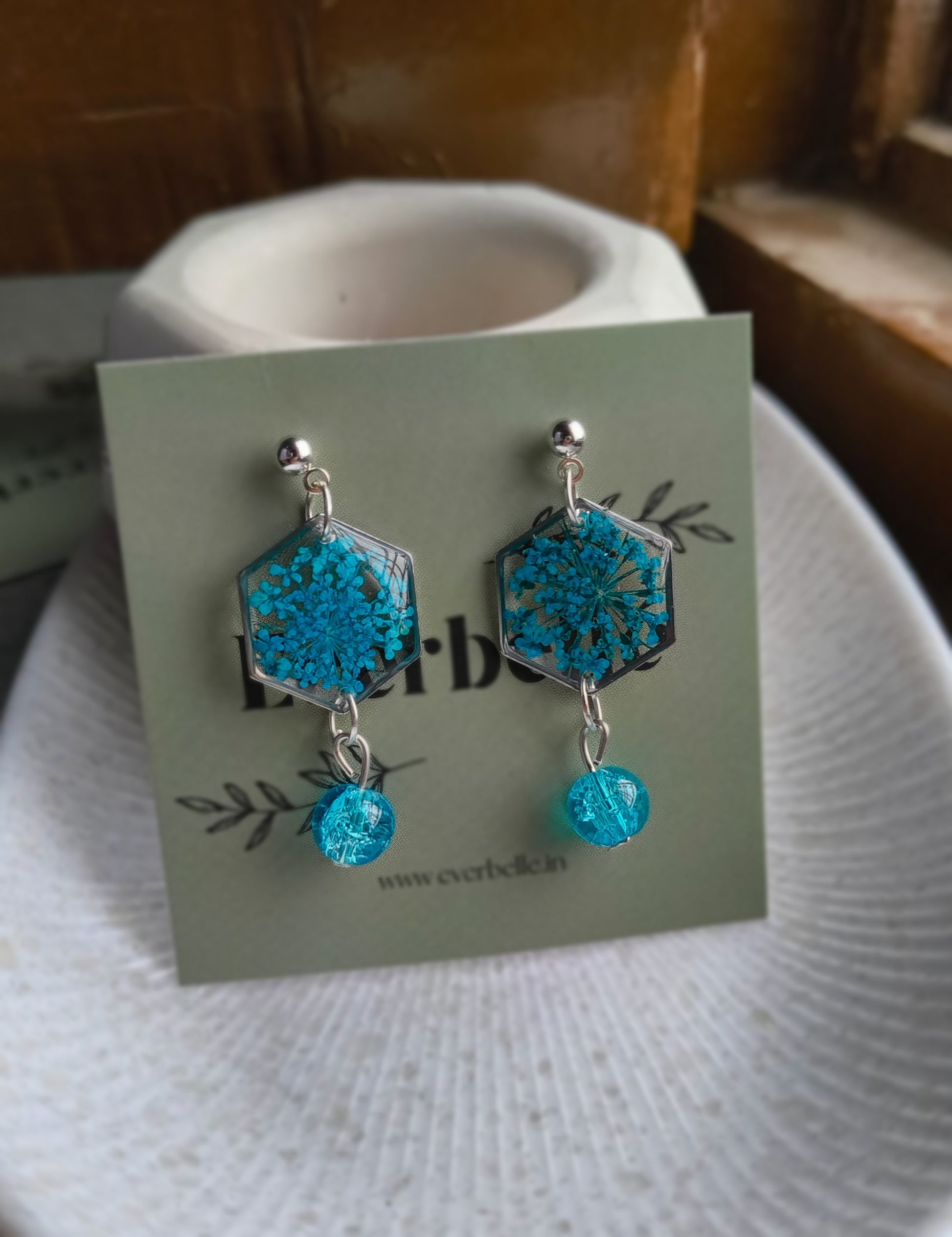 Anne Lace earrings (blue)