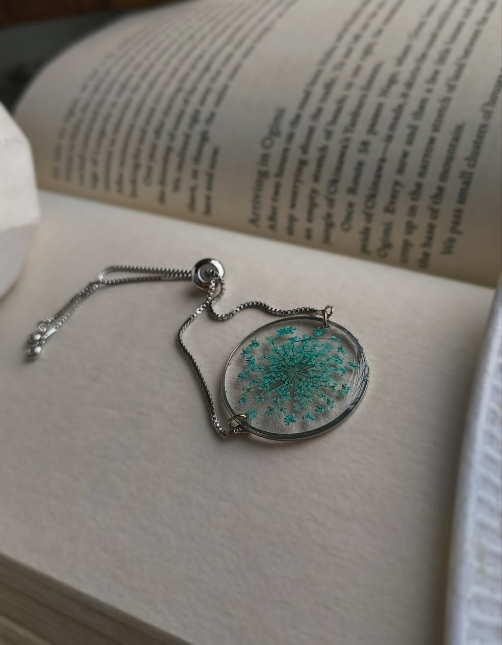 Anne Lace Bracelet (teal)